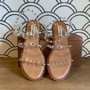 Steve Madden transport sandal in clear